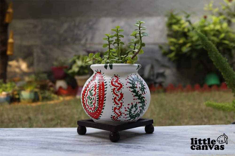 Terracotta garden pot